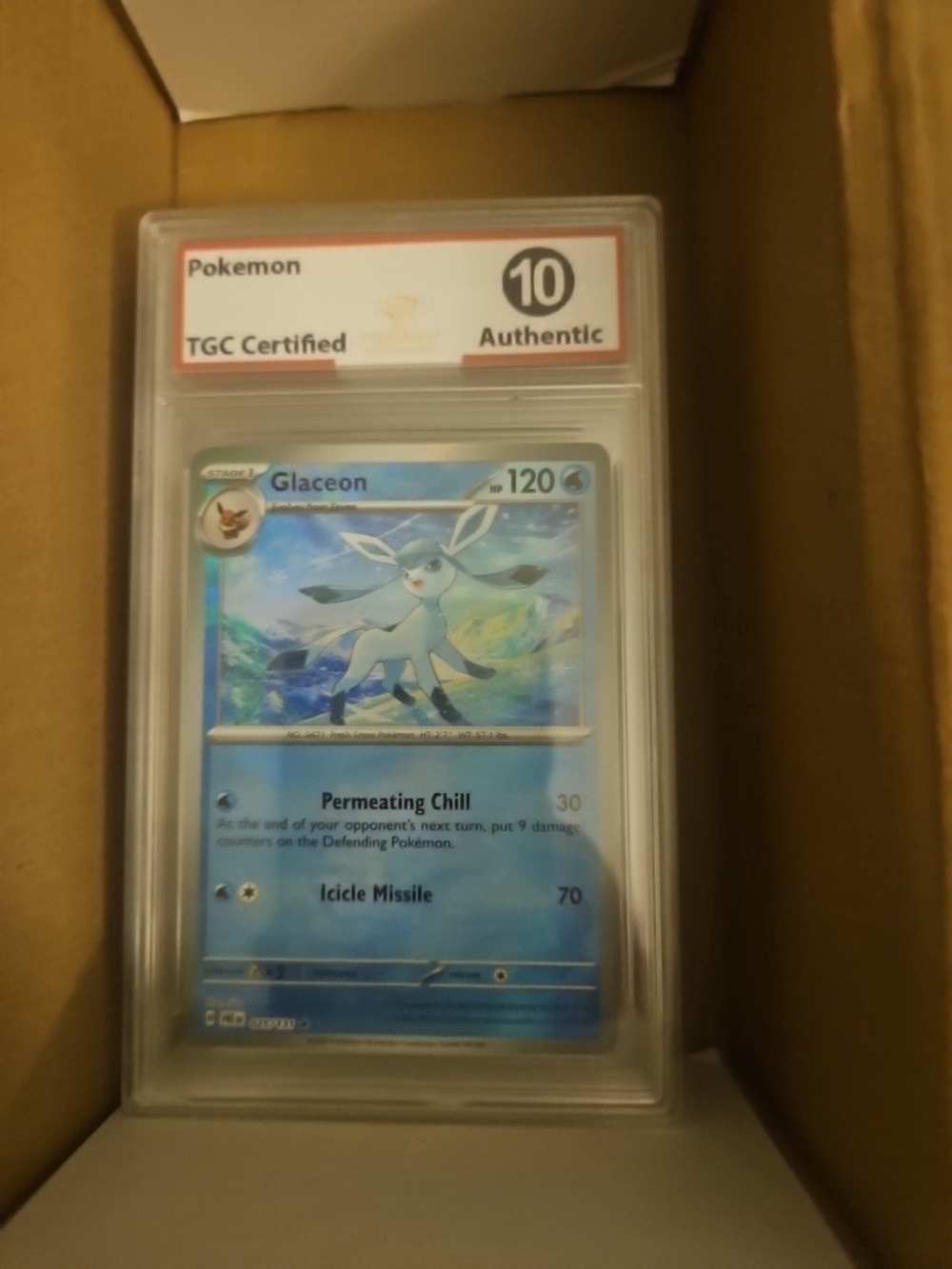 2025 Pokemon Prismatic Evolutions Master Ball Glaceon #025/131 graded 10